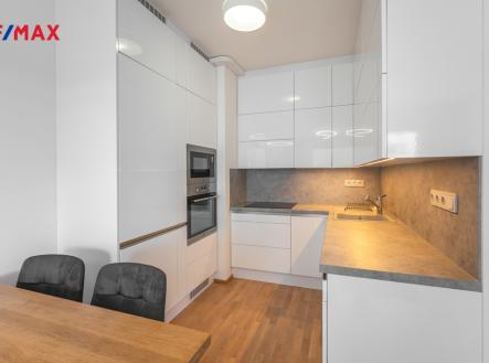 Pronájem bytu, 2+kk, 59 m²