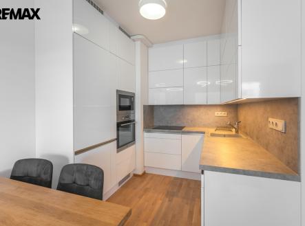 Pronájem bytu, 2+kk, 59 m²