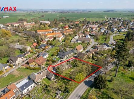 Prodej pozemku pro bydlení, 1 643 m²