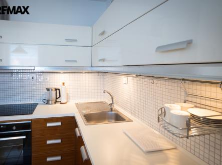 Pronájem bytu, 3+1, 71 m²