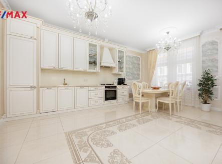 Prodej bytu, 3+kk, 116 m²