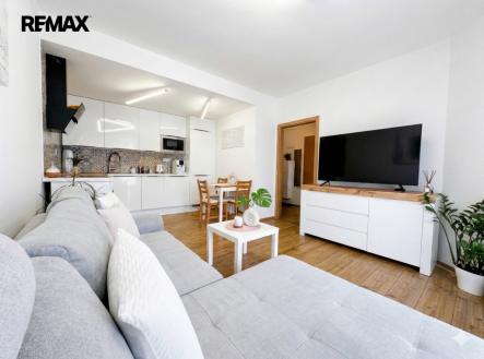 Pronájem bytu, 2+kk, 43 m²