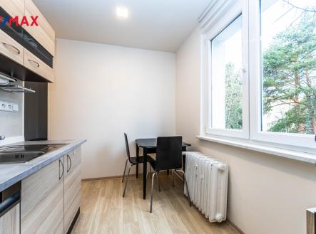 Pronájem bytu, 2+1, 57 m²