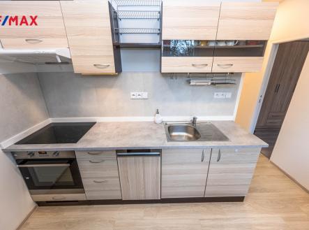 Pronájem bytu, 2+1, 57 m²