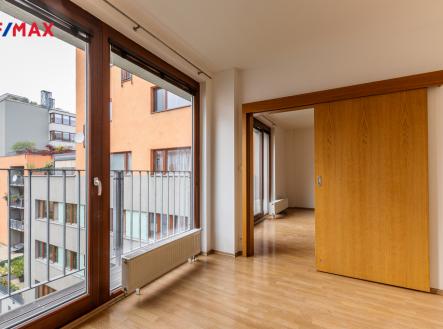 Pronájem bytu, 2+kk, 55 m²