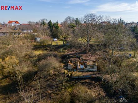 Prodej pozemku pro bydlení, 1 872 m²
