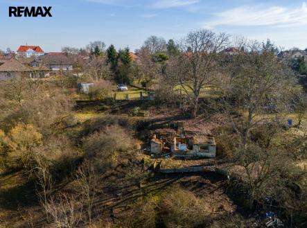 Prodej pozemku pro bydlení, 1 872 m²