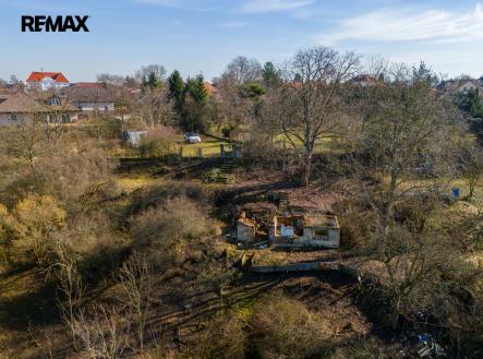 Prodej pozemku pro bydlení, 1 872 m²