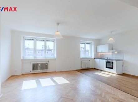 Pronájem bytu, 2+kk, 62 m²
