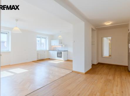 Pronájem bytu, 2+kk, 62 m²