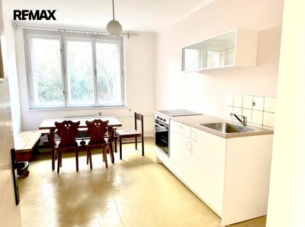 Pronájem bytu, 2+1, 75 m²