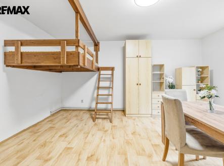 Pronájem bytu, 1+1, 34 m²