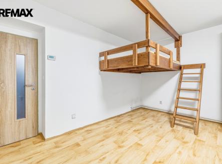 Pronájem bytu, 1+1, 34 m²