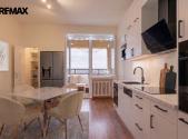 Prodej bytu, 3+kk, 93 m²