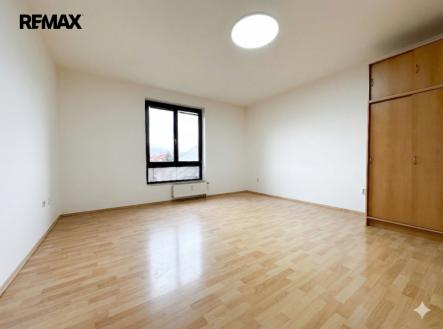 Pronájem bytu, 1+kk, 30 m²