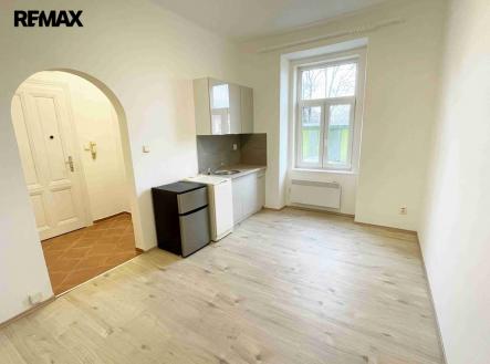 Pronájem bytu, 1+kk, 25 m²