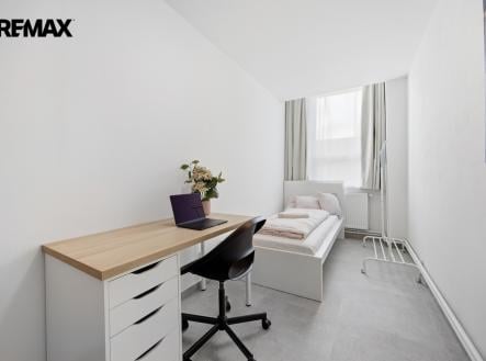 Pronájem bytu, jiný, 130 m²