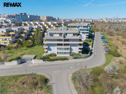 Prodej bytu, 2+kk, 93 m²