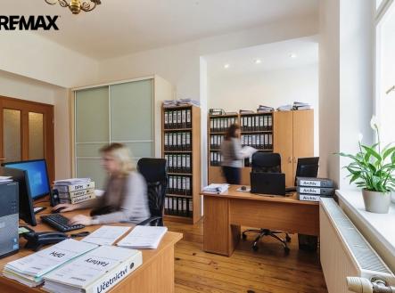 Prodej obchodní prostor, 403 m²