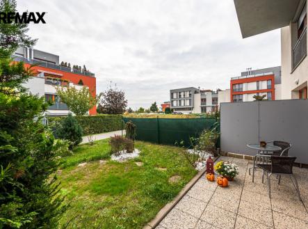 Pronájem bytu, 1+kk, 33 m²