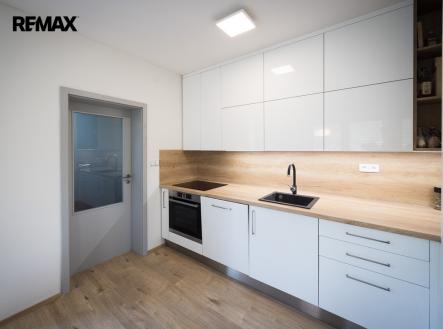 Prodej bytu, 2+kk, 64 m²