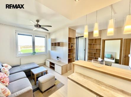 Pronájem bytu, 2+kk, 57 m²