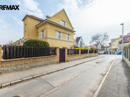 Pronájem bytu, 3+1, 104 m²