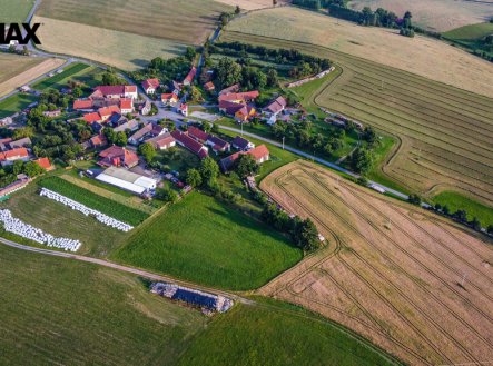 Prodej pozemku pro bydlení, 5 619 m²