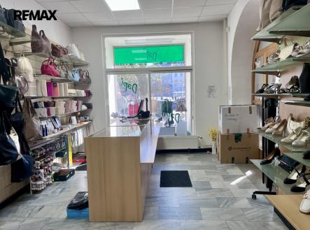 Pronájem obchodní prostor, 61 m²