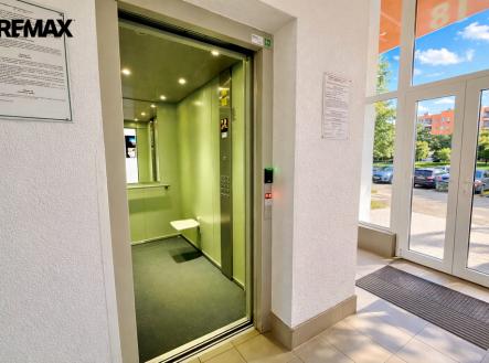 Pronájem bytu, 3+1, 73 m²