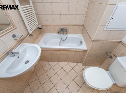 Pronájem bytu, 1+kk, 31 m²