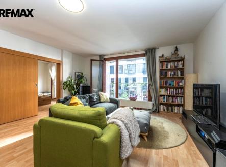 Pronájem bytu, 2+kk, 77 m²