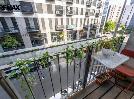 Pronájem bytu, 2+kk, 77 m²