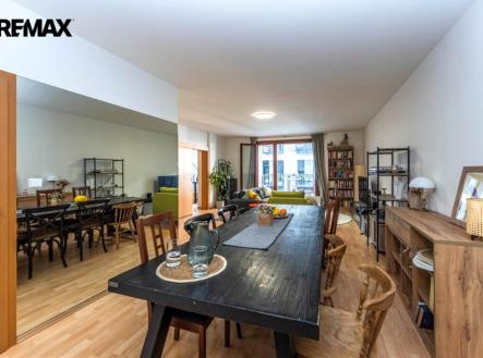 Pronájem bytu, 2+kk, 77 m²