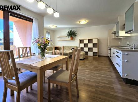 Pronájem bytu, 2+kk, 62 m²