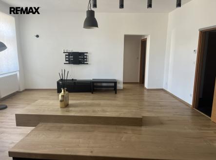 Pronájem bytu, 3+kk, 87 m²