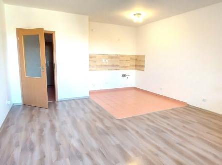 Pronájem bytu, 1+kk, 33 m²