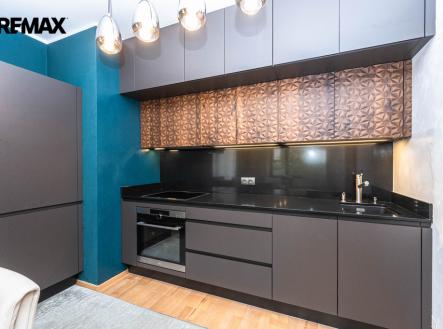 Pronájem bytu, 2+kk, 62 m²
