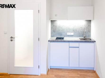 Pronájem bytu, 2+kk, 29 m²