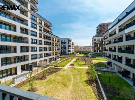 Pronájem bytu, 1+kk, 41 m²