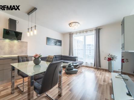 Pronájem bytu, 2+kk, 57 m²