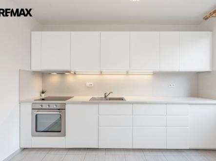 Pronájem bytu, 3+1, 85 m²