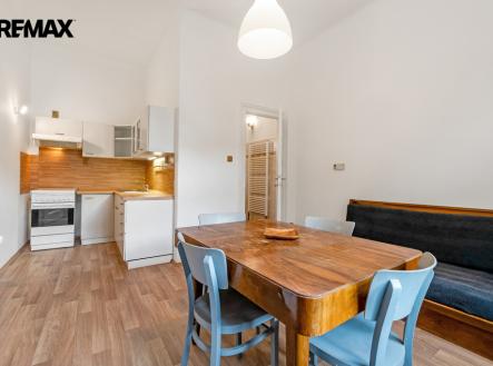 Pronájem bytu, 2+1, 72 m²
