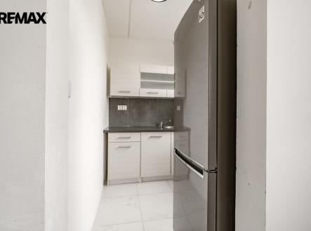 Pronájem bytu, 1+kk, 29 m²