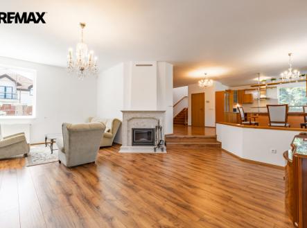 Pronájem domu/vily, 280 m²