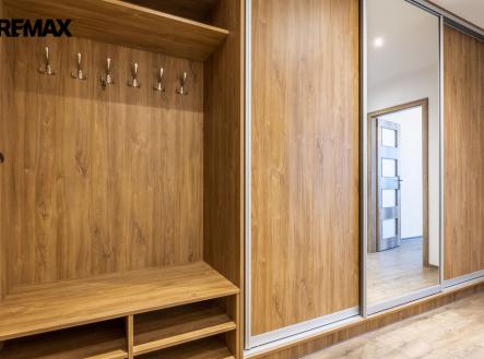 Pronájem bytu, 2+kk, 46 m²