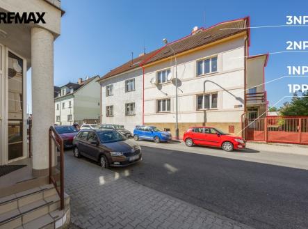 Prodej nájemního domu, 221 m²