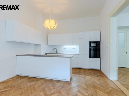 Pronájem bytu, 3+1, 106 m²