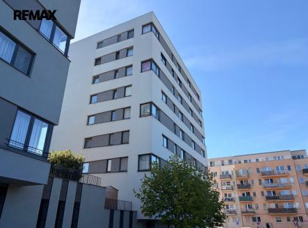 Pronájem bytu, 1+kk, 32 m²
