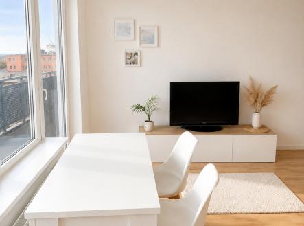 Pronájem bytu, 1+kk, 32 m²